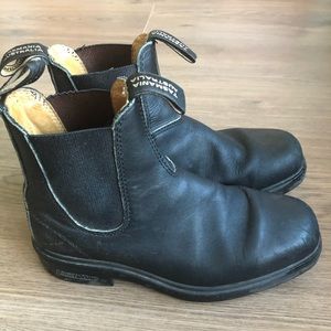 Black Blundstone boots
Size- AUS 4.5/US 7.5 women